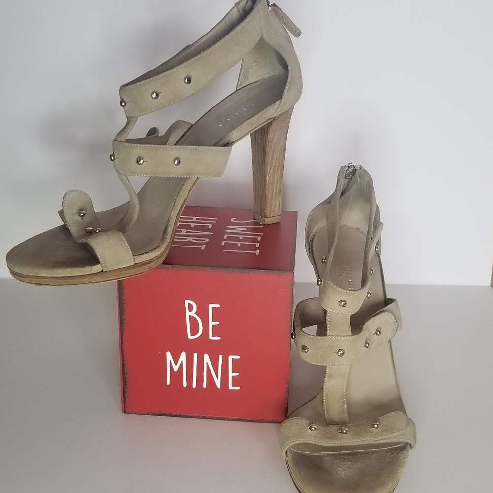 GUCCI Beige Suede Studded Heels Size 39